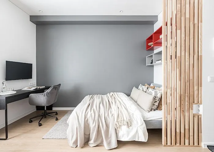 M-size Modern Center * Vilna